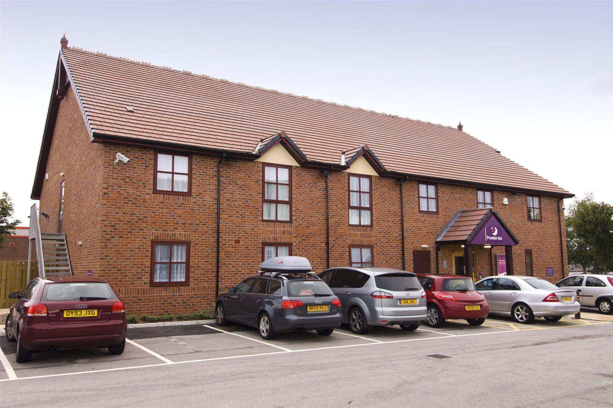 Premier Inn Crewe Central Екстер'єр фото