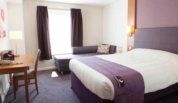 Premier Inn Crewe Central Екстер'єр фото